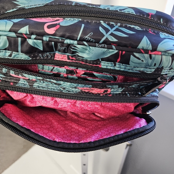 Lug Carousel Floral Crossbody Bag - Picture 4 of 9